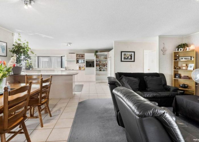  at 3 Country Club Lane, Waiuku, Waiuku