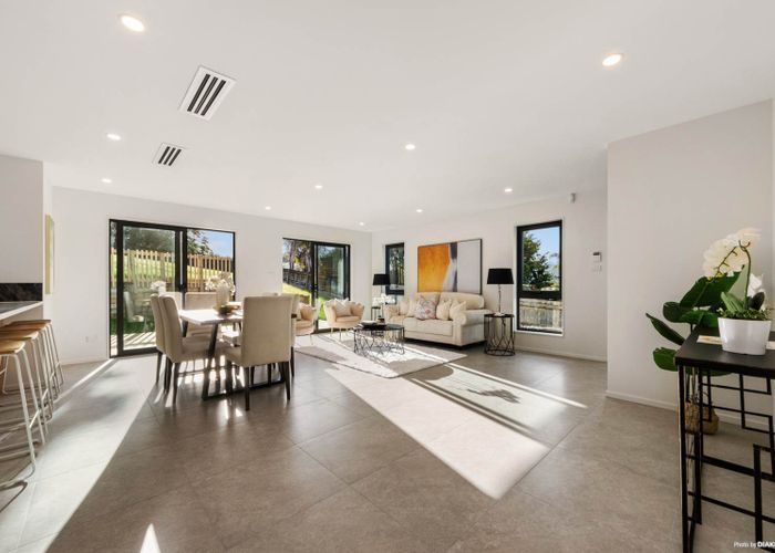  at 16 Millstream Drive, Henderson, Waitakere City, Auckland