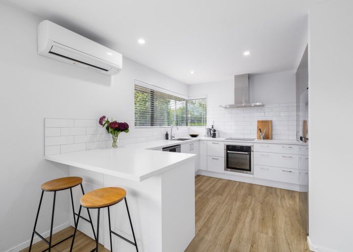  at 15 Farquhars Road, Redwood, Christchurch City, Canterbury