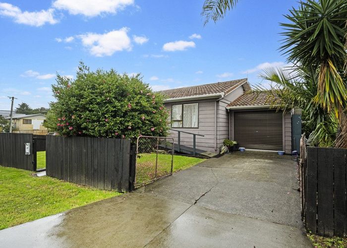  at 4/99 Ferndale Road, Mount Wellington, Auckland City, Auckland