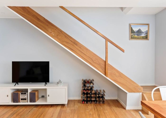  at 10/50 Wynyard Road, Mount Eden, Auckland