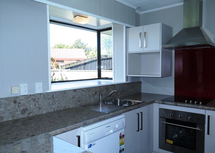 at 1/195 Morgans Road, Marchwiel, Timaru