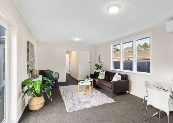  at 6 Wainhouse Street, Stokes Valley, Lower Hutt
