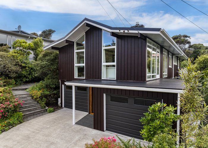  at 5 Christina Grove, Normandale, Lower Hutt