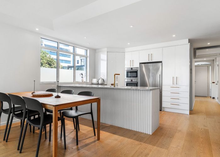 at 18/47 The Strand, Takapuna, North Shore City, Auckland