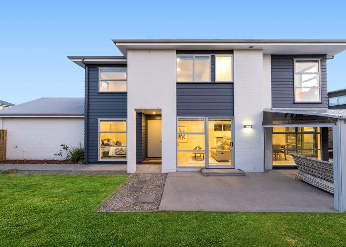  at 51 Mettam Drive, Swanson, Auckland