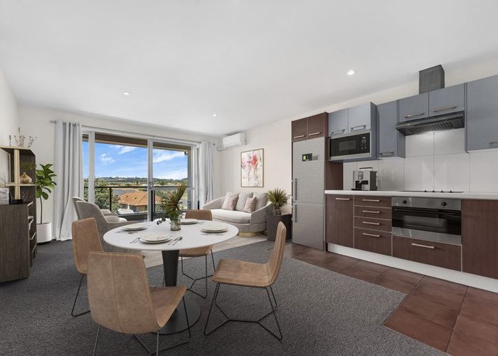  at 82C Michael Jones Drive, Flat Bush, Auckland