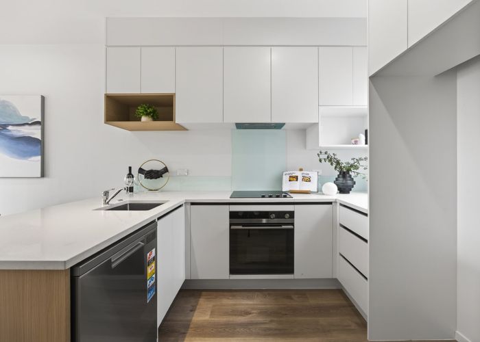  at 4/58 Hamlin Road, Mount Wellington, Auckland City, Auckland