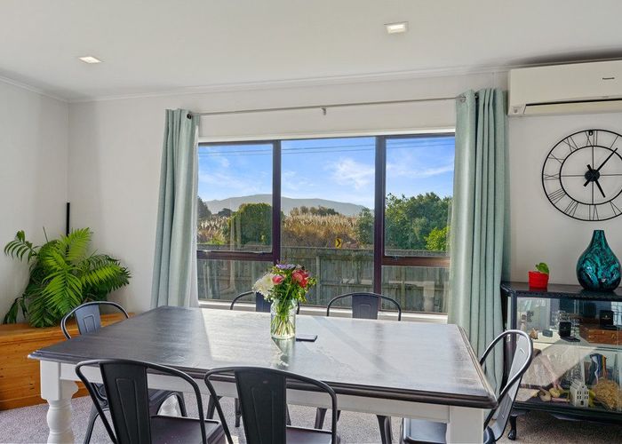  at 2 Makora Road, Otaihanga, Paraparaumu