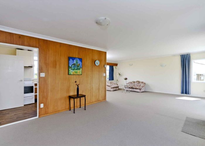  at 15 Tiverton Road, Avondale, Auckland City, Auckland