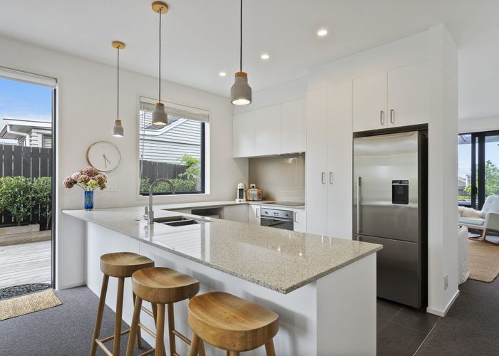  at 19A Castledine Crescent, Glen Innes, Auckland