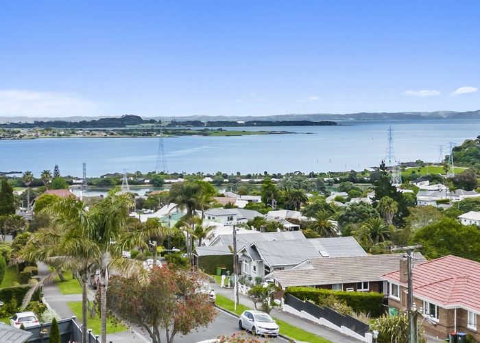  at 65 Quadrant Road, Onehunga, Auckland
