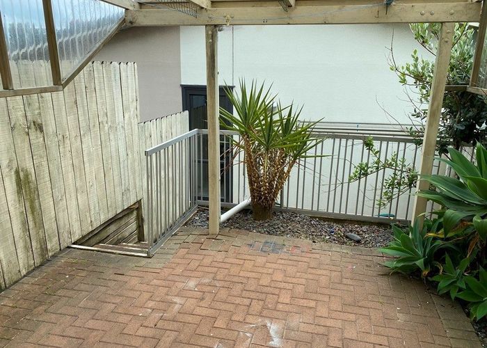  at 39 Spalding Rise, Golflands, Manukau City, Auckland