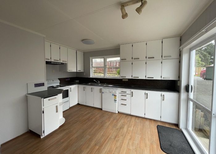  at 17 Amundsen Grove, Stokes Valley, Lower Hutt, Wellington