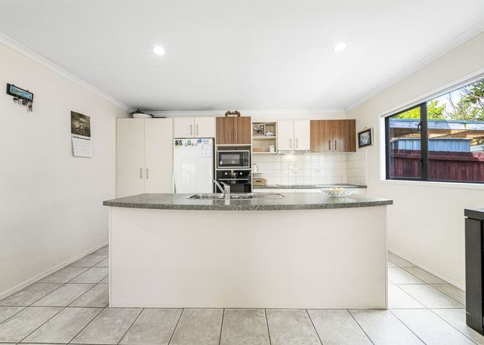  at 3 Whitbourne Heights, The Gardens, Manukau City, Auckland