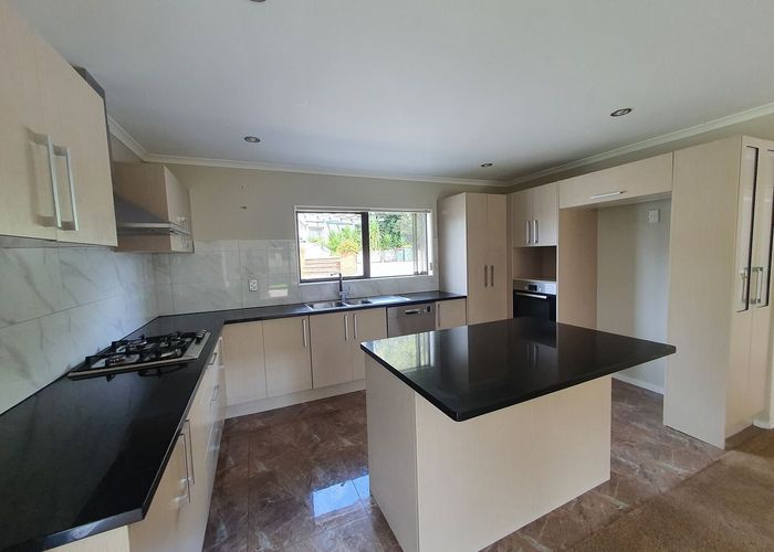  at 4/813 Te Atatu Road, Te Atatu Peninsula, Waitakere City, Auckland