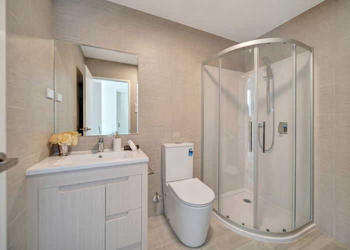  at 12/106 triangle road, Massey, Waitakere City, Auckland