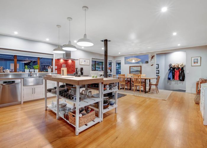  at 9 Glengarry Avenue, Manly, Rodney, Auckland