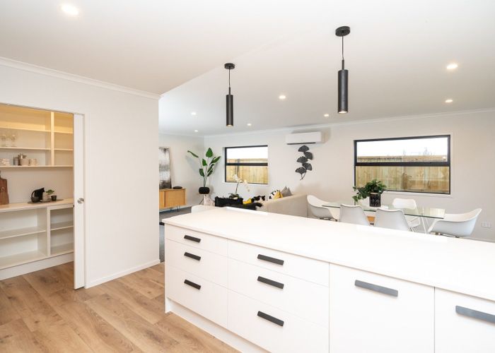  at 2/108 Kay Road, Flagstaff, Hamilton
