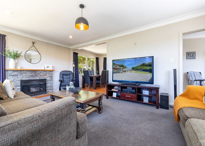  at 28 Plateau Road, Te Marua, Upper Hutt
