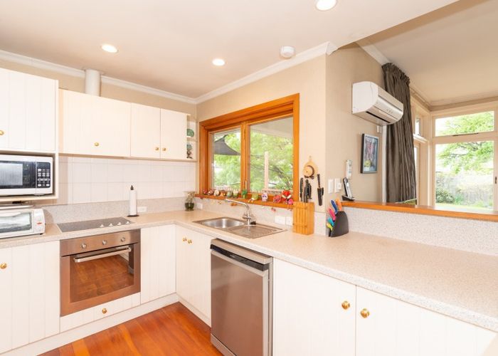  at 6 Bodkin Road, Bridge Hill, Alexandra