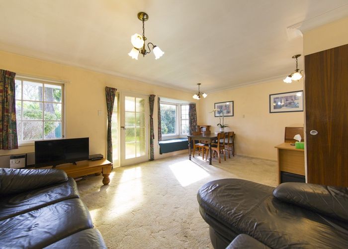  at 2/0 Asquith Avenue, Mount Albert, Auckland