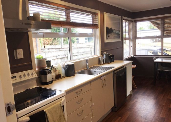  at 24 Morris Road, Hillcrest, Hamilton