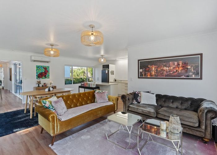  at 27 Sarah Street, Waikawa Beach, Horowhenua, Manawatu / Whanganui