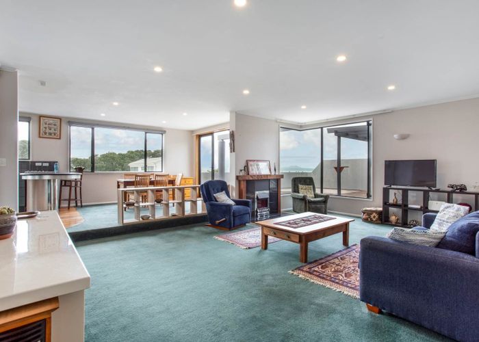  at 1/33 SHARON RD, Waiake, Auckland