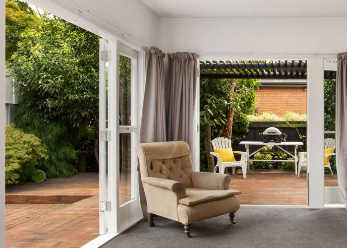  at 98 Hamilton Avenue, Ilam, Christchurch
