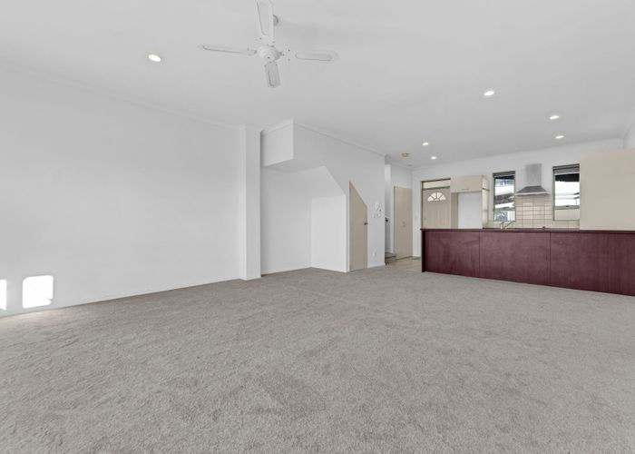  at 14/150 Chapel Road, Flat Bush, Manukau City, Auckland