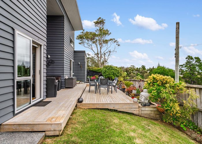  at 34 Sunnyhaven Avenue, Beach Haven, Auckland