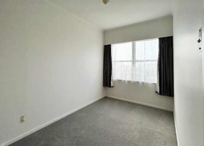  at 4/12 Eden View Road, Sandringham, Auckland City, Auckland