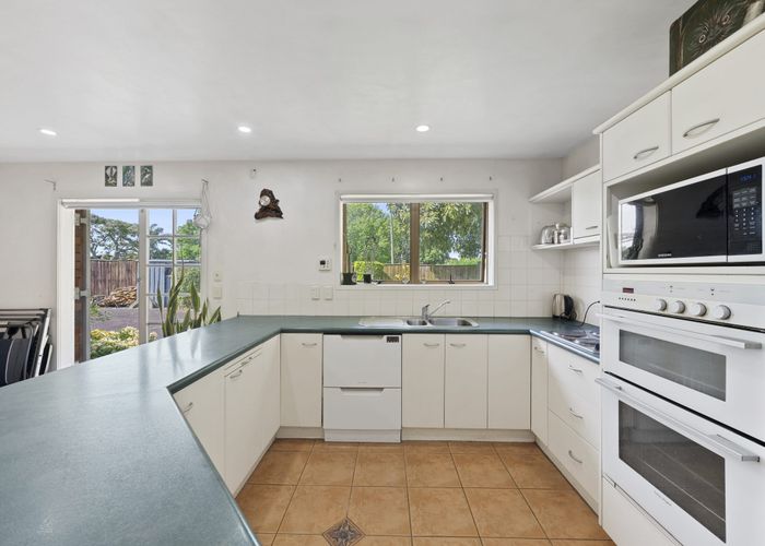  at 13 Glengowan Place, Conifer Grove, Papakura, Auckland