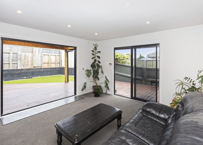  at 5a Broadpark Road, Waimairi Beach, Christchurch City, Canterbury