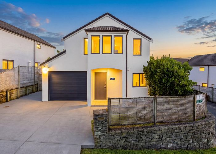  at 15/64 Schnapper Rock Road, Schnapper Rock, North Shore City, Auckland