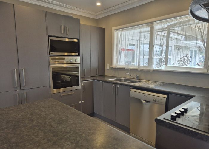  at 9 Havelock Ave, Forrest Hill, North Shore City, Auckland
