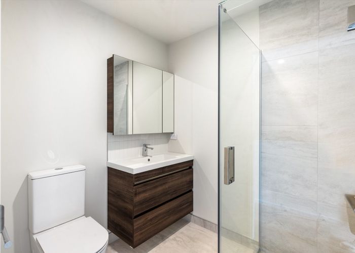  at 22 Lancaster Road, Beach Haven, North Shore City, Auckland