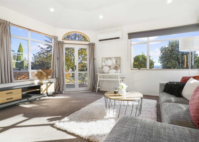  at 26 West Ridge Drive, Western Heights, Hamilton