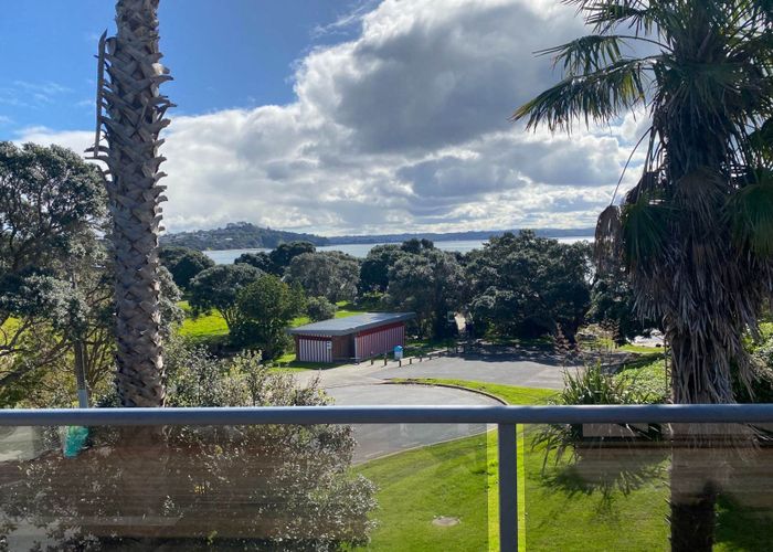  at 143 Stanmore Bay Road, Stanmore Bay, Whangaparaoa