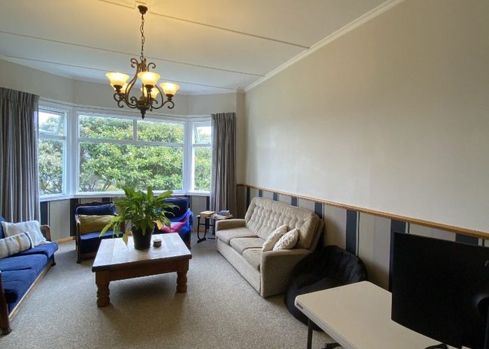  at 33 Awatea Street, Ranui Heights, Porirua, Wellington