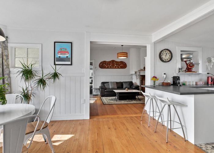  at 805 Queen Street, Thames, Thames