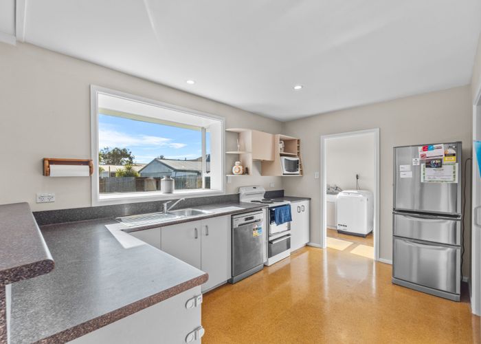  at 4 Royalist Avenue, North New Brighton, Christchurch