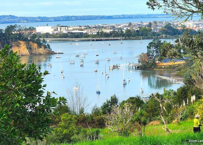  at 1 Buckleys Track, Paremoremo, North Shore City, Auckland