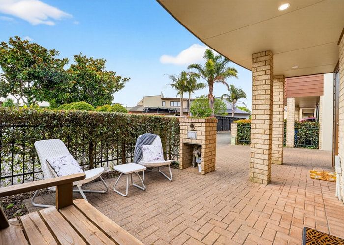  at 15I Vinograd Drive, Te Atatu Peninsula, Waitakere City, Auckland