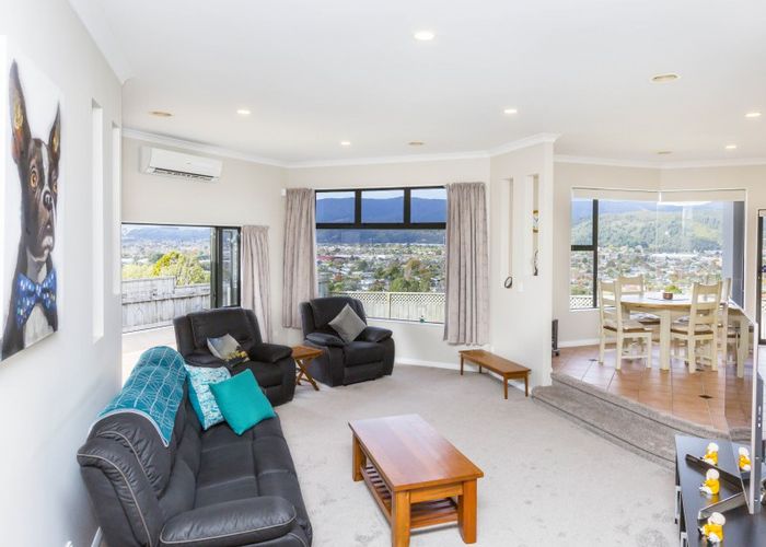  at 17 Birkinshaw Grove, Riverstone Terraces, Upper Hutt