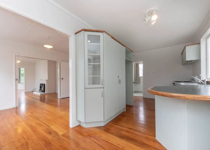  at 16 Moana Avenue, Onehunga, Auckland
