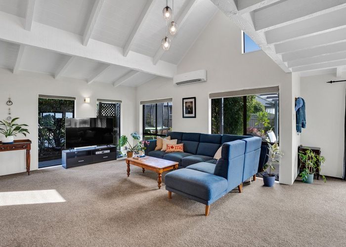  at 11A Ash Place, Whalers Gate, New Plymouth, Taranaki
