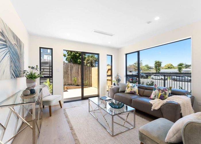  at 21A Crosby Road, West Harbour, Waitakere City, Auckland