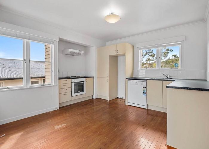  at 56 Chippendale Crescent, Birkdale, North Shore City, Auckland